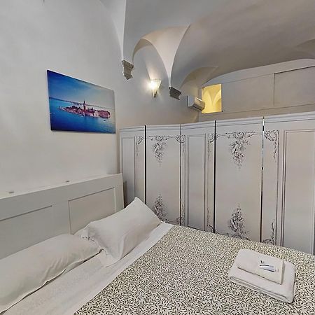 Navona & Castel Sant'Angelo Whole Holiday Apartment Da Pamino & Priscilla Róma Kültér fotó