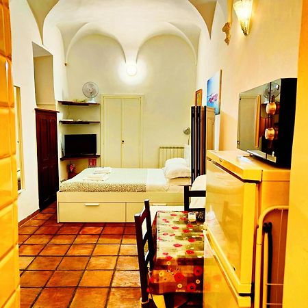 Navona & Castel Sant'Angelo Whole Holiday Apartment Da Pamino & Priscilla Róma Kültér fotó